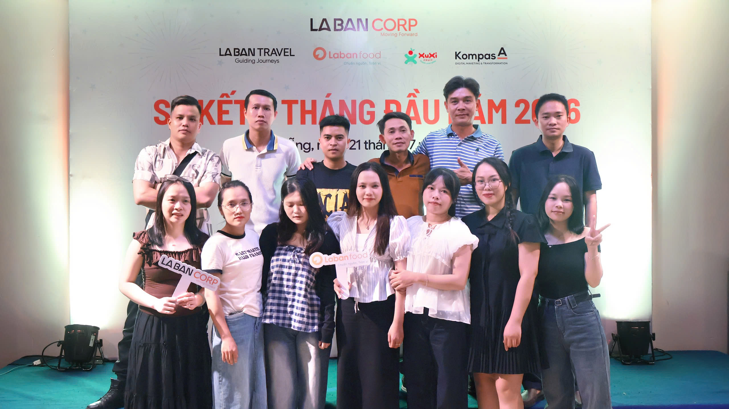 CBNV các thương hiệu của La Bàn Corp tham gia buổi sơ kết